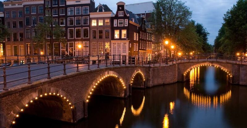 Amsterdam: Red Light District Self-Guided Audio Tour - Experience Details