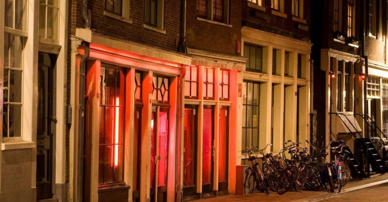 Amsterdam Red Light District Tour With a Local Guide - Guided Tour Details