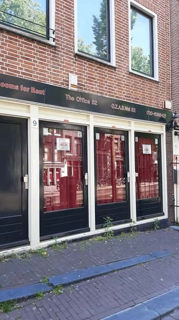 Amsterdam Red Light District Walking Tour in Italian - The Value of This Tour