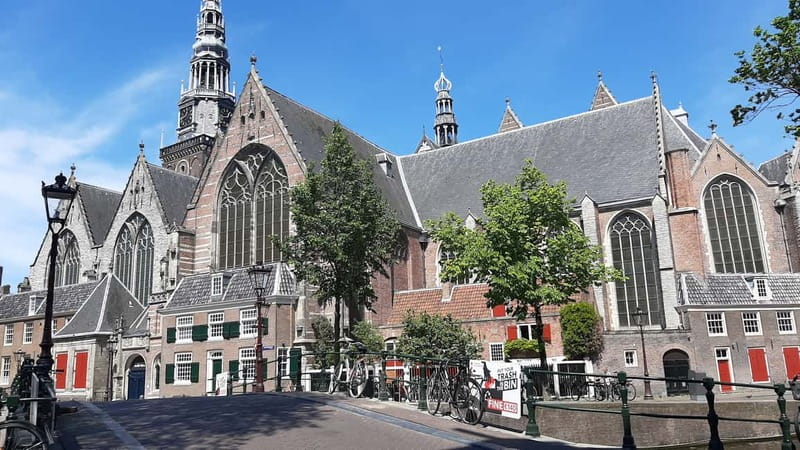 Amsterdam Red Light District Walking Tour in Italian - Practical Tips for Participants