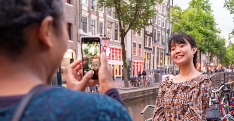 Amsterdam: Red Light Tour Exclusive and Peep Show - Itinerary Highlights