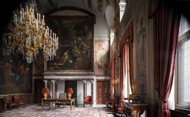 Amsterdam: Royal Palace Entry Ticket and Audio Guide - Accessibility Features