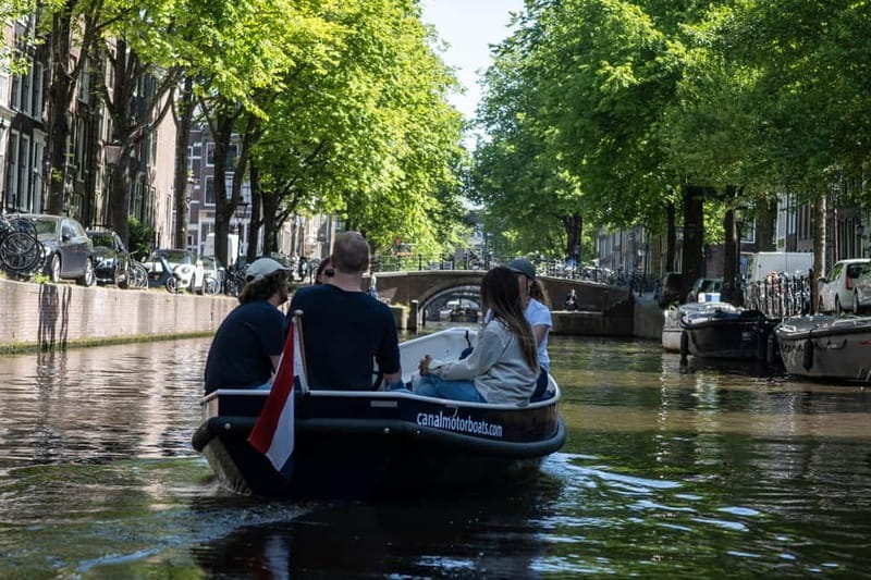 Amsterdam: Self-Drive Boat Rental - An Honest Look at the Self-Drive Canal Experience