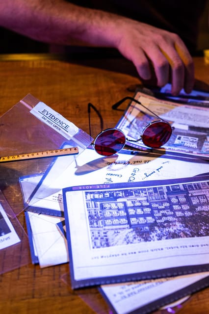 Amsterdam: Self-guided Red Light District Pub Crawl Mystery - Itinerary and Locations