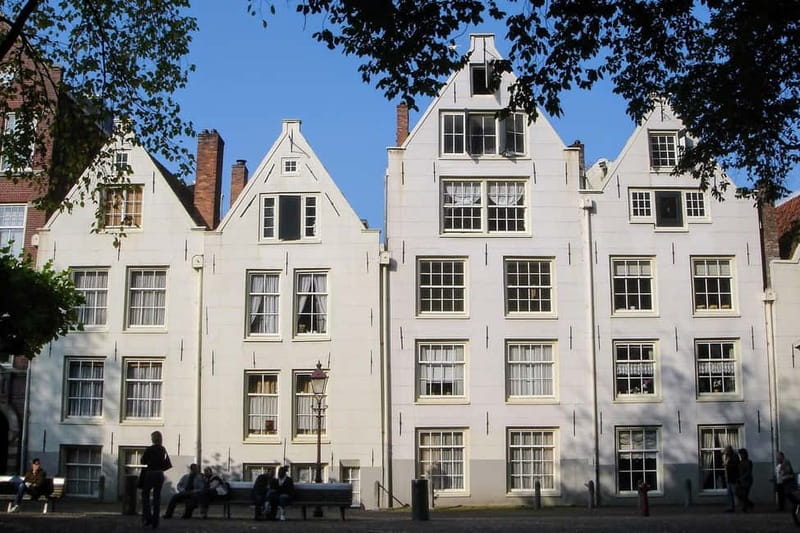 Amsterdam Sightseeing Hidden Gems Tastings Tour + PDF Guide - Who Should Book This Tour?