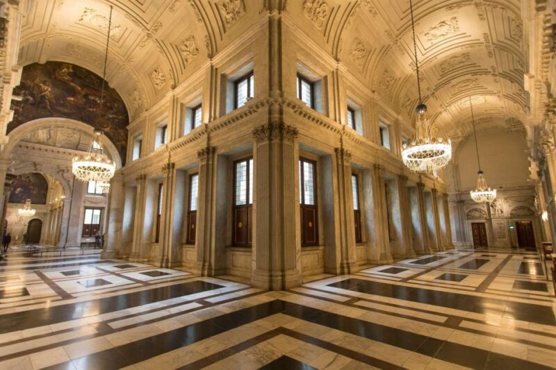 Amsterdam: Skip-the-line Royal Palace Private Guided Tour - Highlights and Attractions