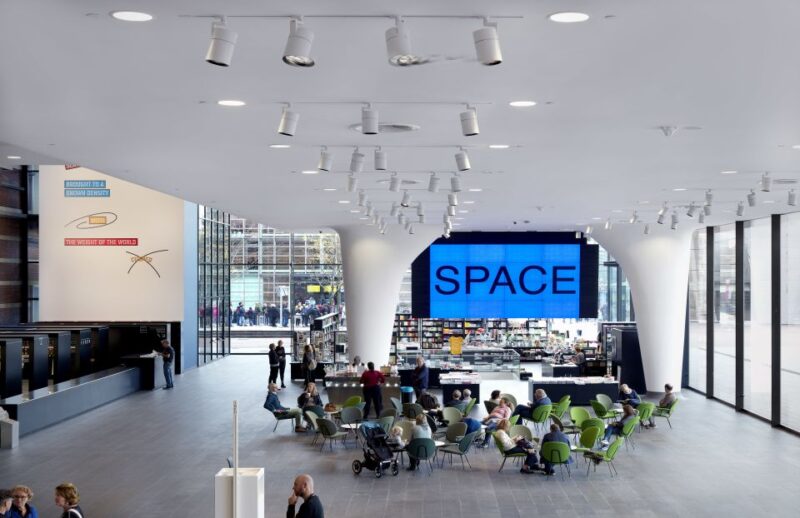 Amsterdam: Stedelijk Museum and 1-Hour Canal Cruise - Stedelijk Museum Highlights