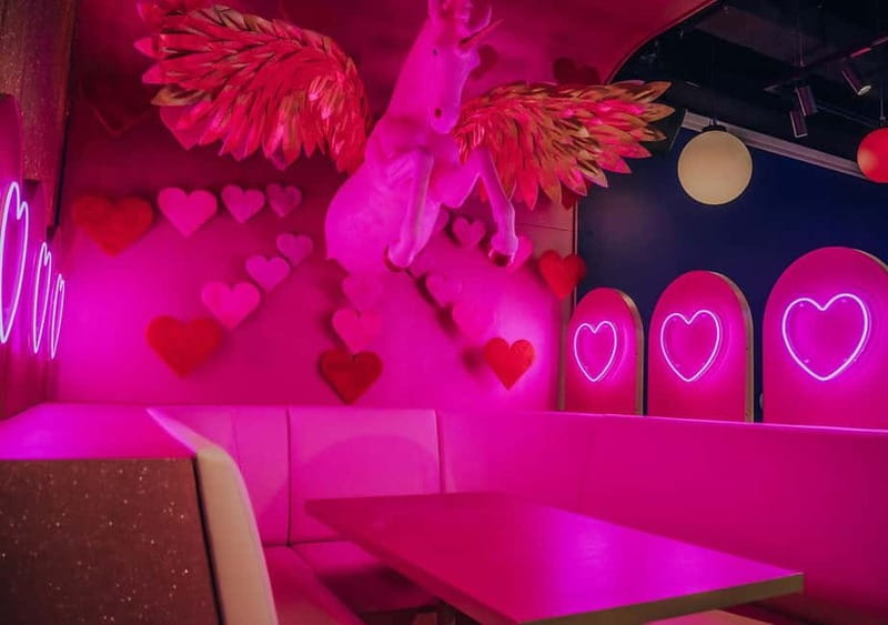 Amsterdam: The All Out - No.1 Activity Bar - Who Will Enjoy This?