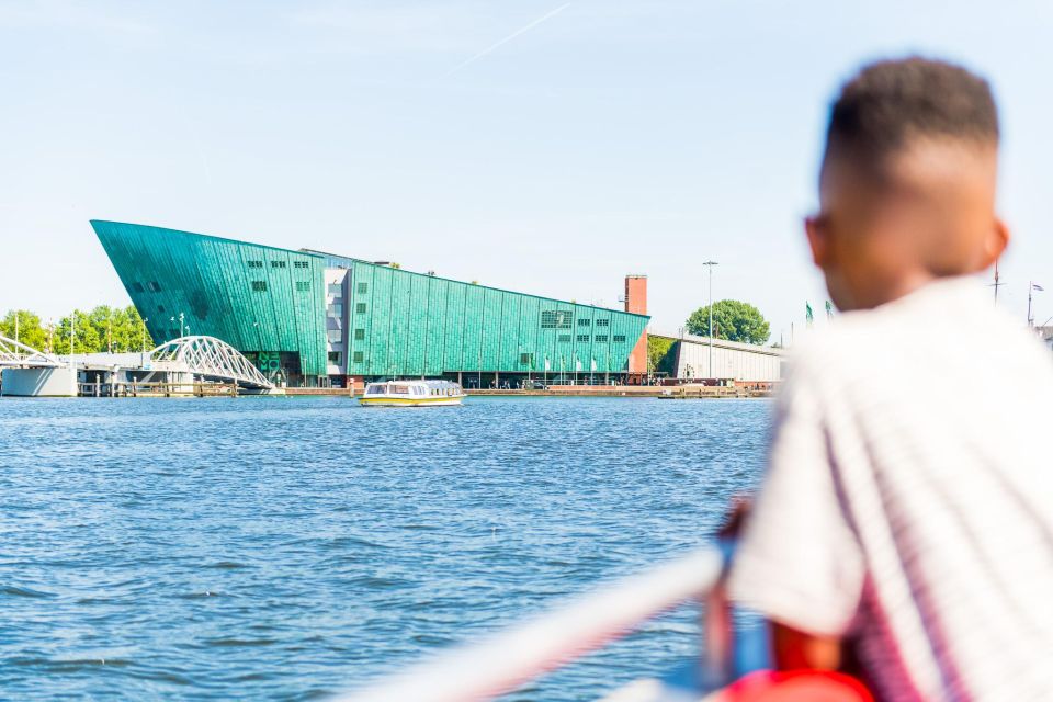Amsterdam: Traditional Canal Cruise with Bar on Board - Key Points