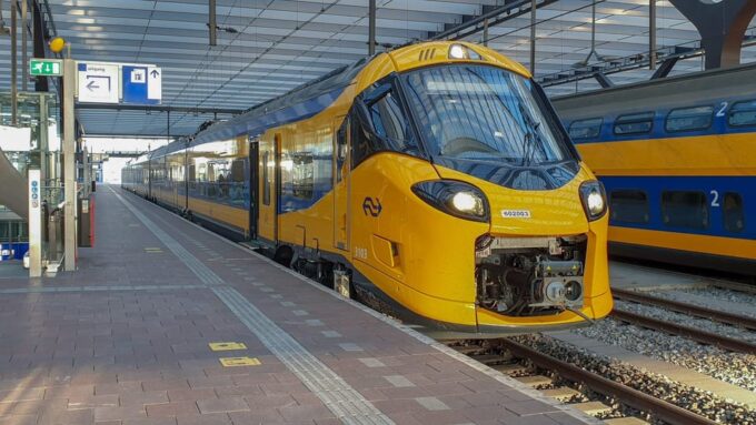 Amsterdam: Train Transfer From/To Zaandijk Zaanse Schans - The Sum Up