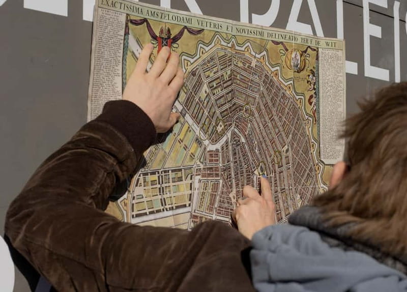 Amsterdam: Urban Legends and History Tour with Local Guide - What You’ll See and Learn