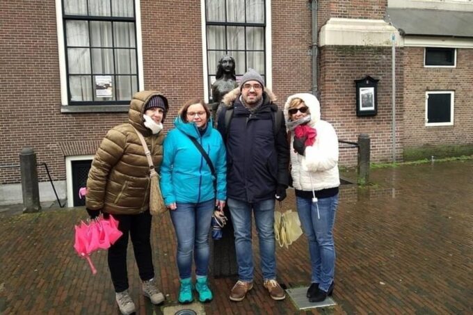 Amsterdam: Walking Tour of Historic Center - Tour Inclusions and Options