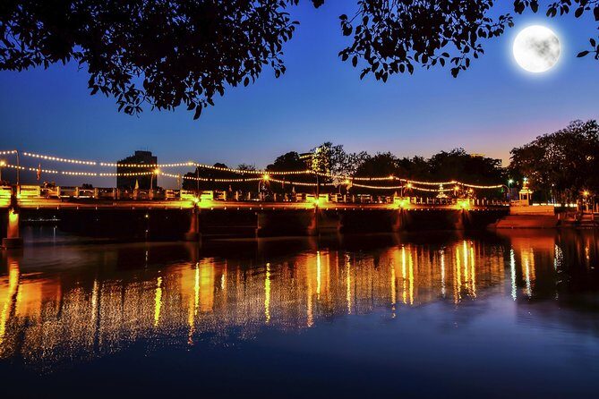 Amsterdam Wine and Cheese Evening Cruise - Frequently Asked Questions