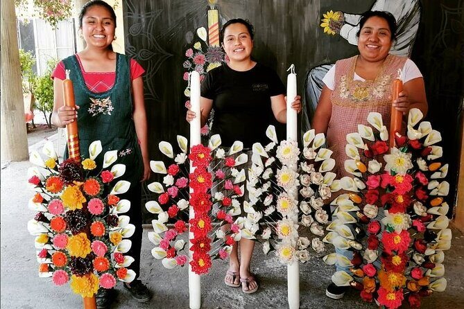 An adventure for the senses: Mezcal, fields and crafts. - Extensive Tasting Session: Over 12 Mezcales