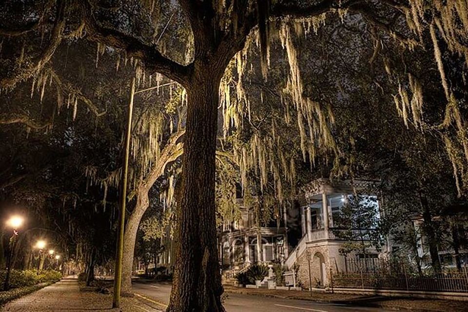 An Amazing Guided Ghost Tour - Tour Description