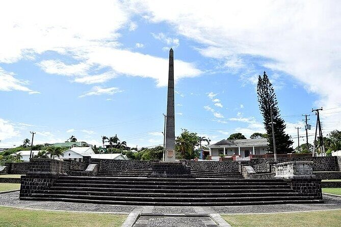 An Exciting, Scenic and Historical Island Tour - Who Will Love This Tour?