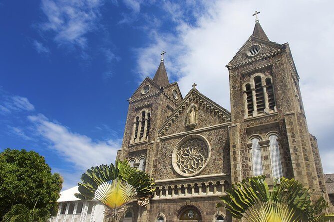 An Exciting, Scenic and Historical Island Tour - The Sum Up