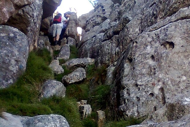 An Exciting Scramble on Table Mountain - Schedule and Availability