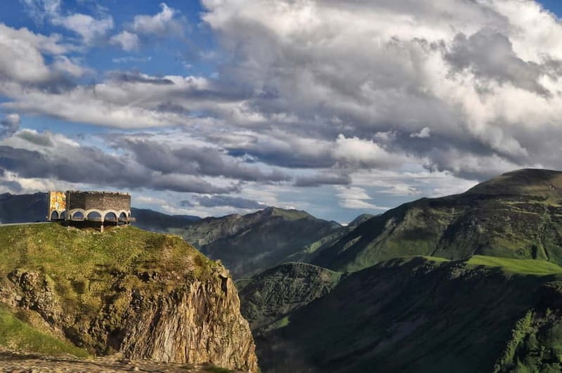 Ananuri, Gudauri, and Kazbegi Private Tour - Authentic Experiences and Traveler Feedback