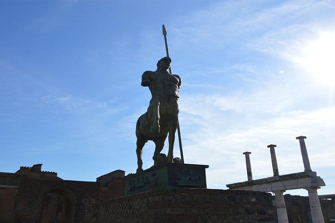 Ancient Pompei in the Afternoon - Exploring Pompeii in the Afternoon