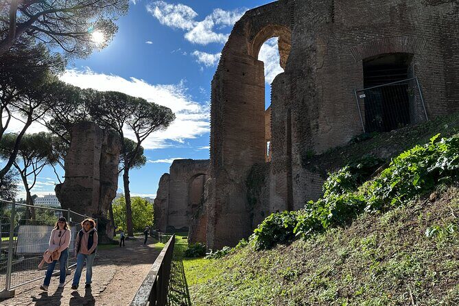 Ancient Rome Discovery: Colosseum, Forum, Palatine Guided Tour - Key Points