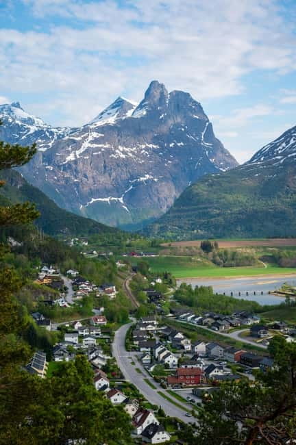 Åndalsnes: A Journey Through The Troll Road and Wall - Value and Practical Tips