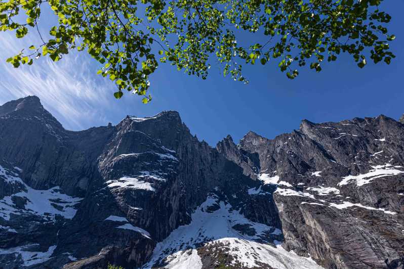 Åndalsnes: Guided Bus Tour to Troll Wall - Itinerary Details