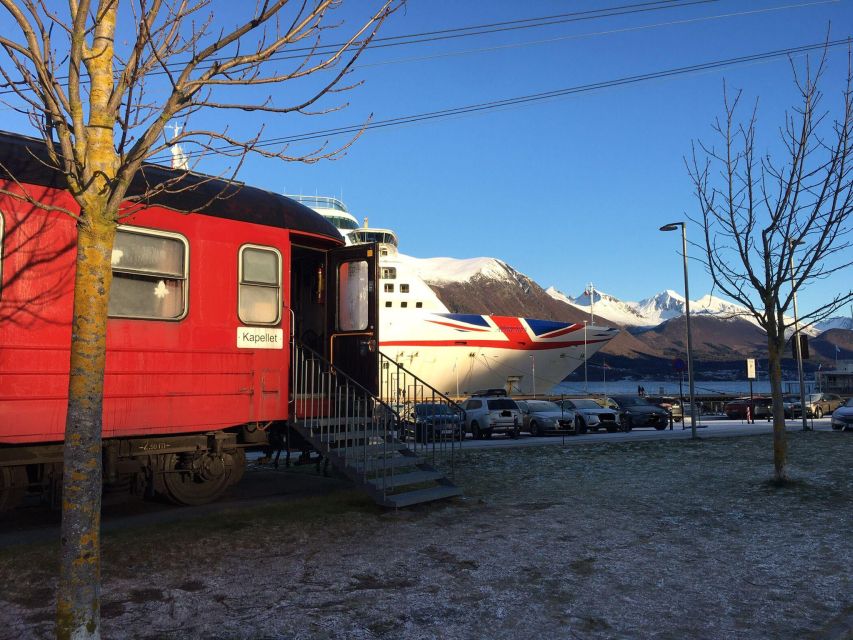 Åndalsnes - Trollstigen & Trollwall Audio Guid Bus Tour - Key Points