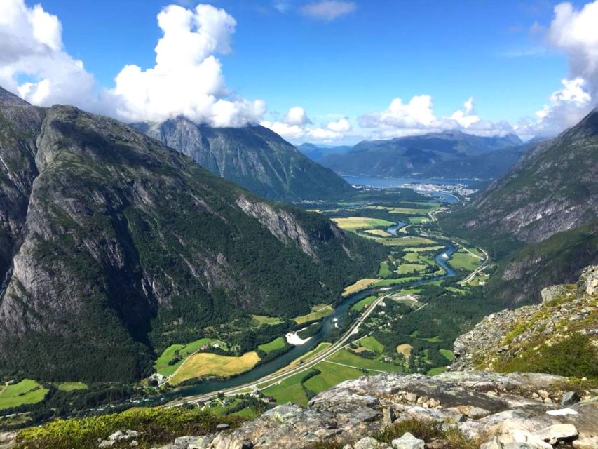 Åndalsnes - Trollstigen & Trollwall Audio Guid Bus Tour - Practical Details and Tips