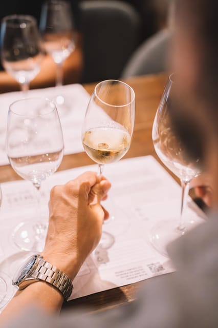 Andalusian Wine Tasting in Cala De Mijas - 4 Top Wines+Tapas - Discovering the Wines: Fino, White, Red, and Sweet