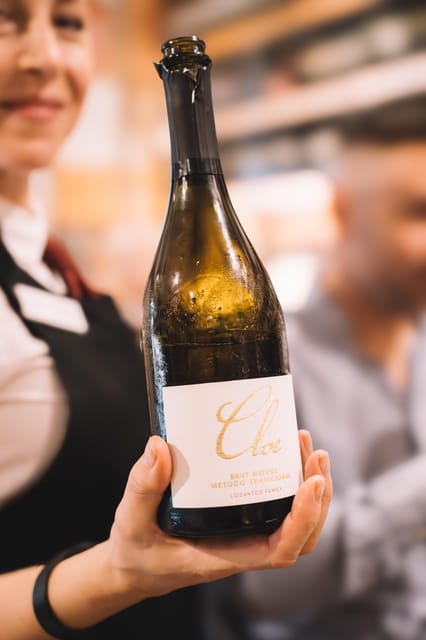 Andalusian Wine Tasting in Cala De Mijas - 4 Top Wines+Tapas - Accessibility and Convenient Meeting Point