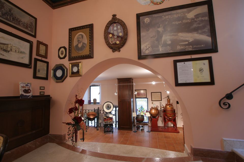 Andria: 2-Hour Museum Mucci Confetti Tasting & Walking Tour - Highlights of the Tour