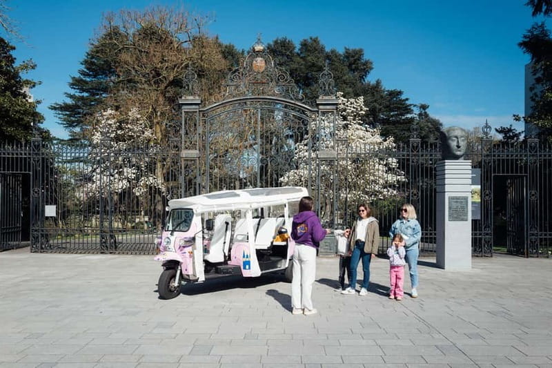 Angers : Explore the City Center by Electric Tuk-Tuk - Frequently Asked Questions