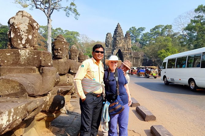 Angkor Wat & Banteay Srey Tour - Booking Process