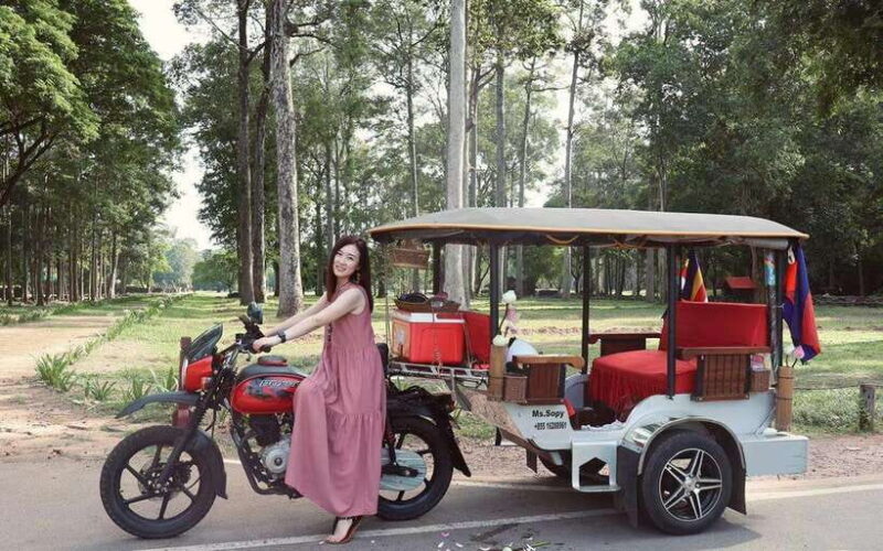 Angkor Wat Sunrise Private Tuktuk Tour in Siem Reap - The Morning Start and Sunrise at Angkor Wat