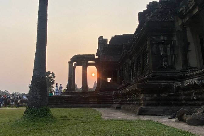 Angkor Wat Sunrise Tour - Pickup Information