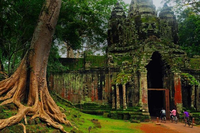 Angkor Wat Temples Tour With Entrance Ticket and Lunch - Additional Tour Details