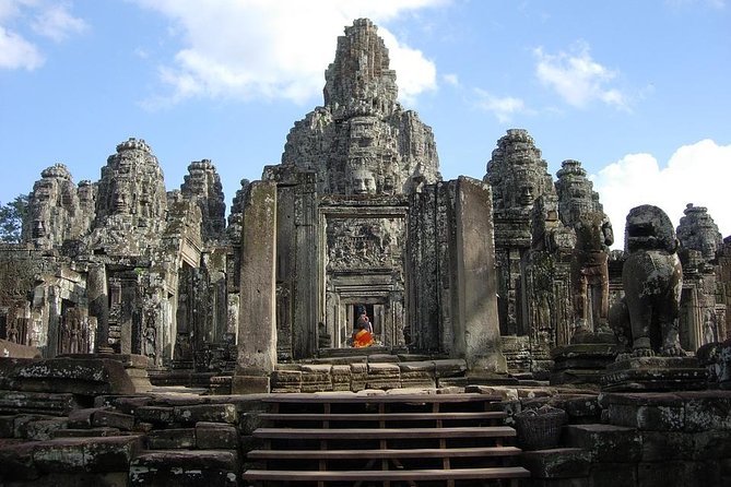 Angkor's Finest Examples in Brief - Elephant Terrace Features