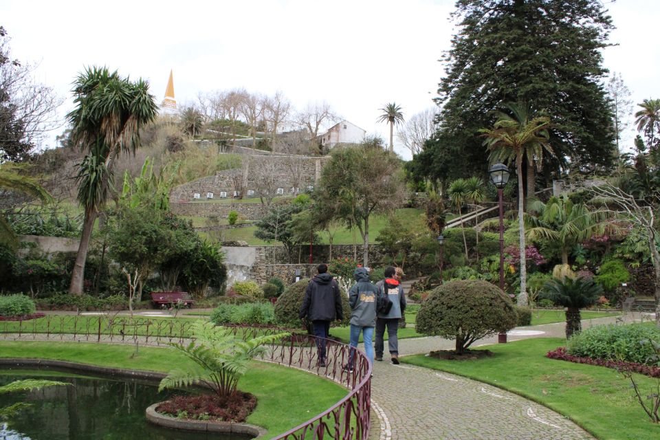 Angra Do Heroismo: Landmarks Guided Walking Tour - Tour Options