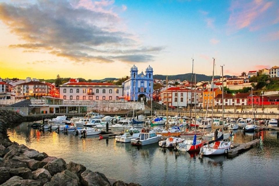 Angra do Heroísmo: Walking Tour with Local Pastry and Coffee - A Tour Tailored for Curious Travelers