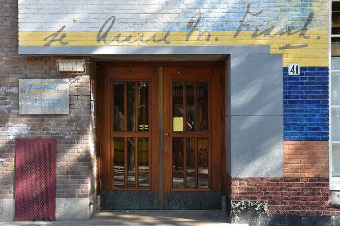 Anne Frank Story and Neighborhood Small-Group Walking Tour - Frequently Asked Questions