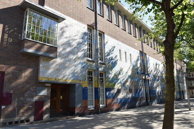 Anne Frank Story and Neighborhood Small-Group Walking Tour - Additional Information