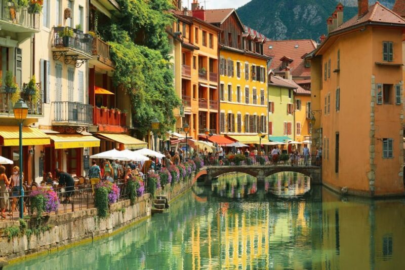 Annecy: 2-hour Best Intro Walking Tour with a Local - Why Choose This Tour?