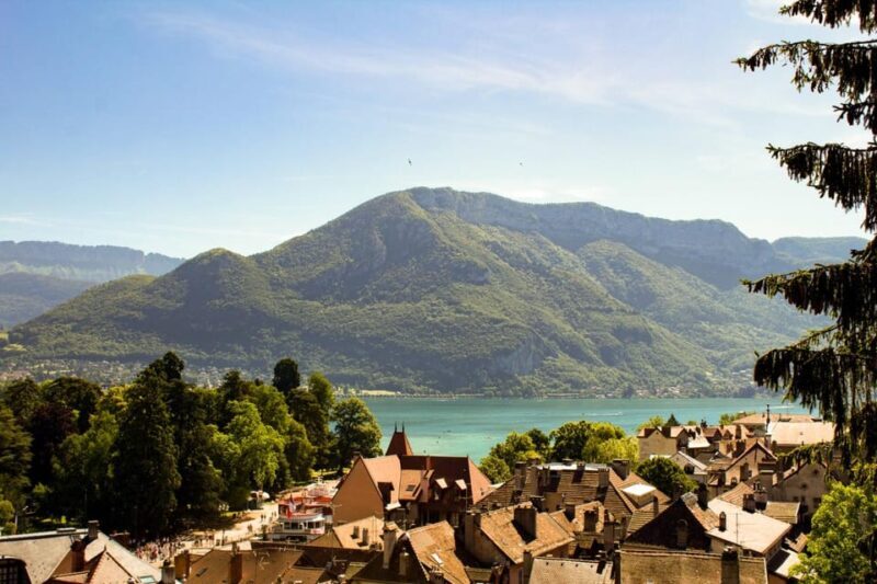 Annecy: 2-hour Best Intro Walking Tour with a Local - Who Is This Tour Best For?