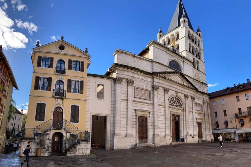 Annecy : Private Guided Tour - Practical Details: What to Expect