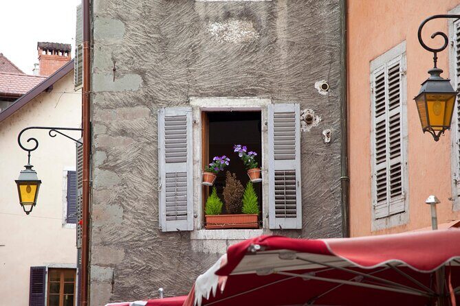 Annecy Scavenger Hunt and Highlights Self-Guided Tour - Practical Details