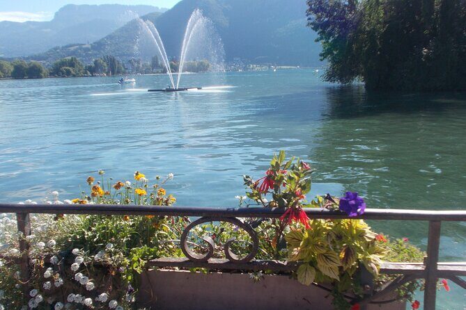 Annecy Scavenger Hunt and Highlights Self-Guided Tour - Frequently Asked Questions