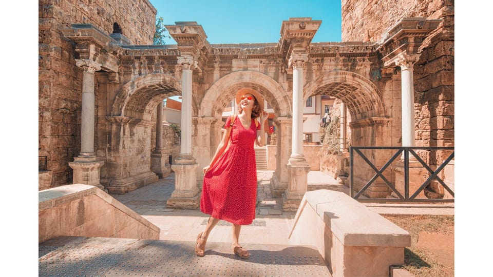 Antalya: Aquarium and Old Town Guided Tour - An Overview of What You’ll Experience