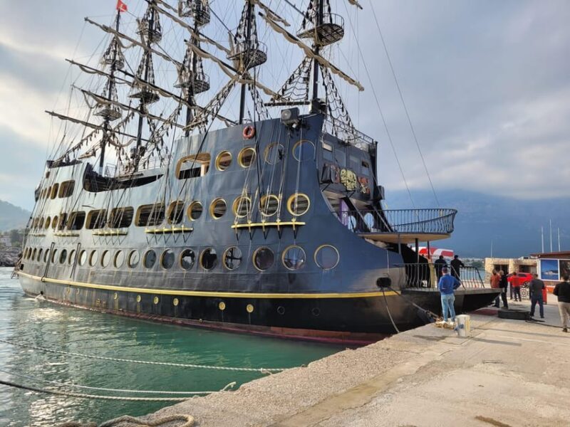Antalya Biggest Pirate Boat Trip w/Lunch & Unlimited Drinks - Key Points