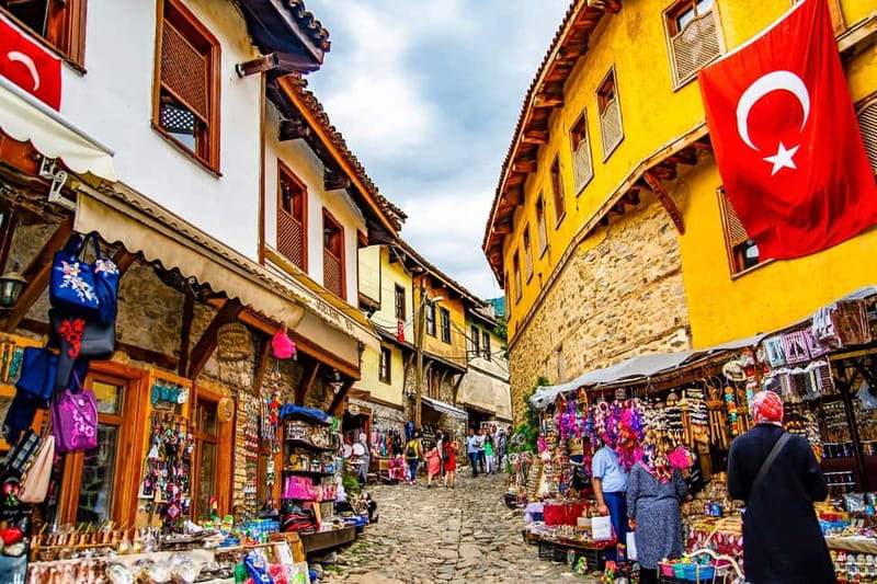 Antalya: Old Town Walking Tour incl. Turkish Tea and Baklava - Key Points